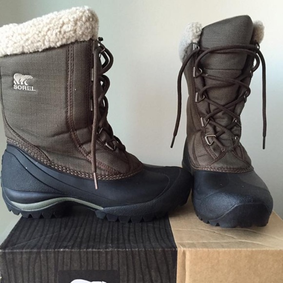 Never worn Sorel women’s winter boots - Picture 2 of 7